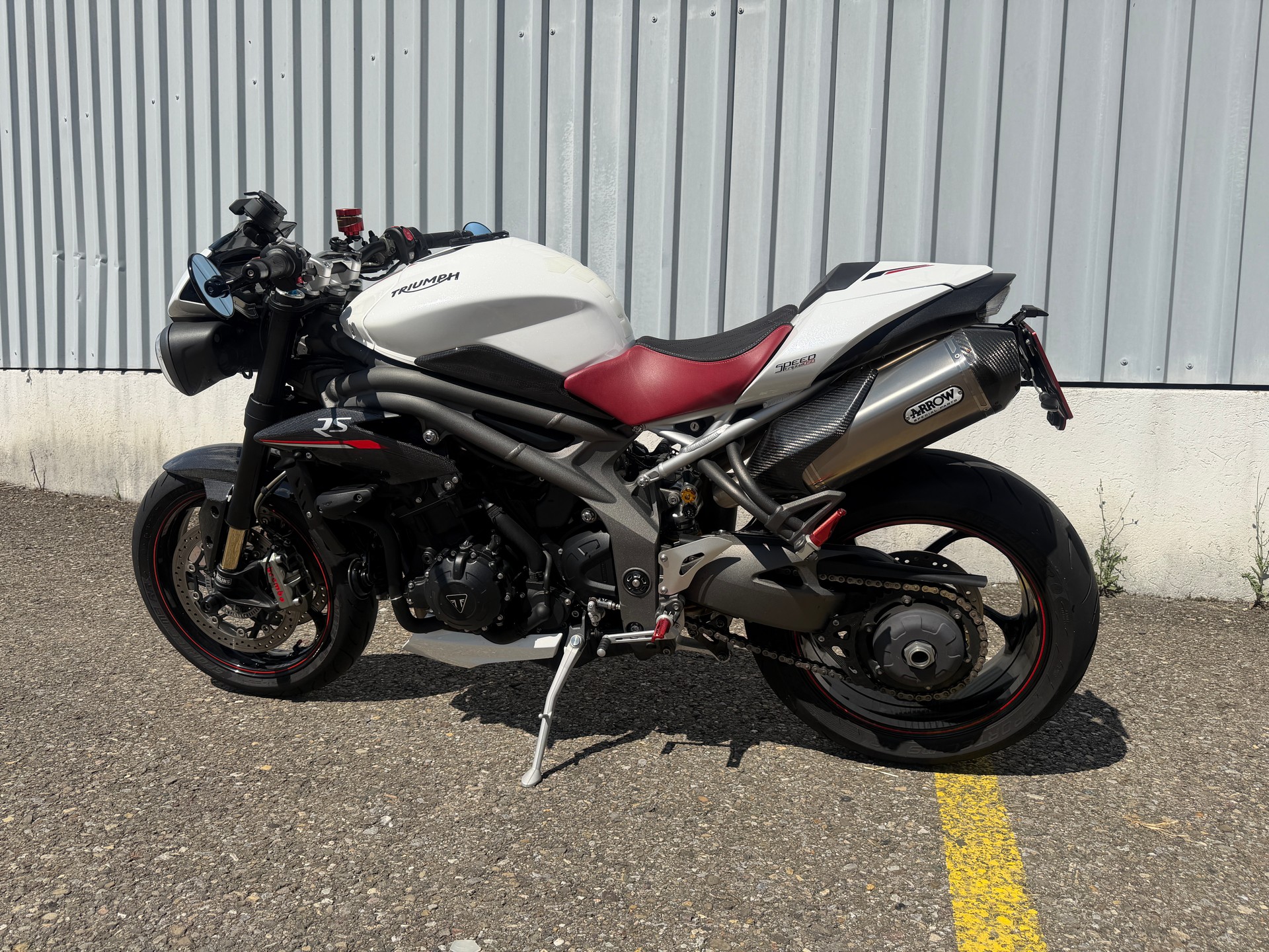 TRIUMPH Speed Triple RS 1050 ABS-image-2