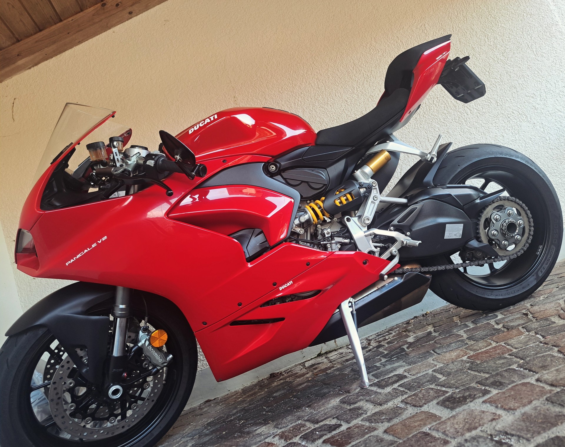DUCATI Panigale V2-image-2
