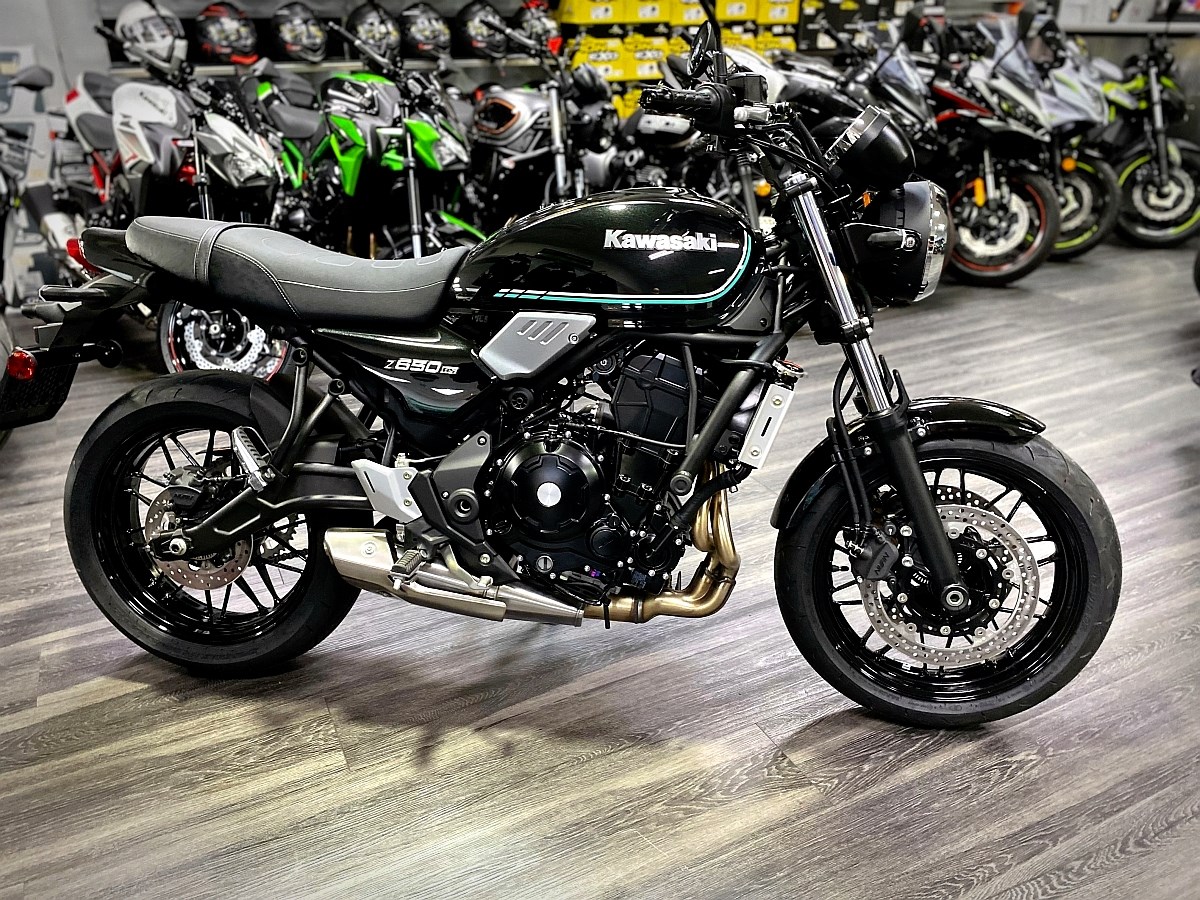 KAWASAKI Z 650 RS-image-1