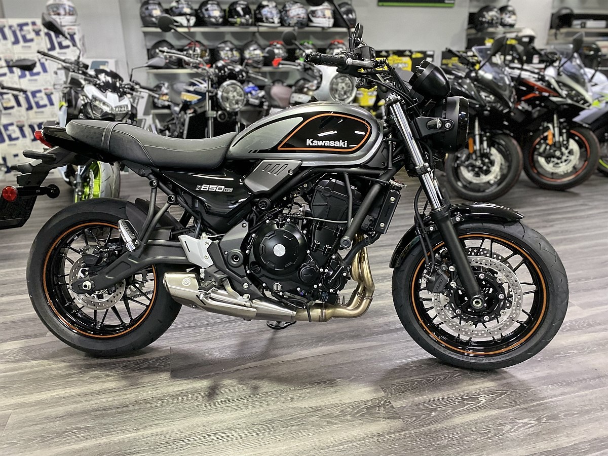 KAWASAKI Z 650 RS-image-0
