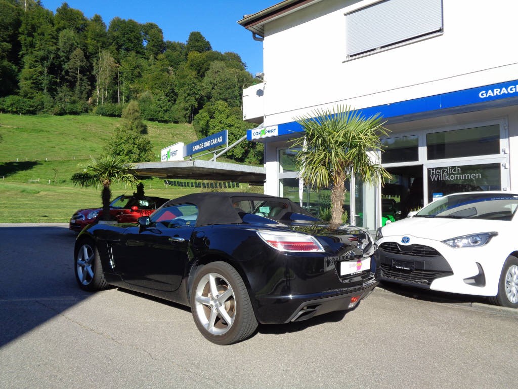 OPEL GT 2.0 16V Turbo-image-4
