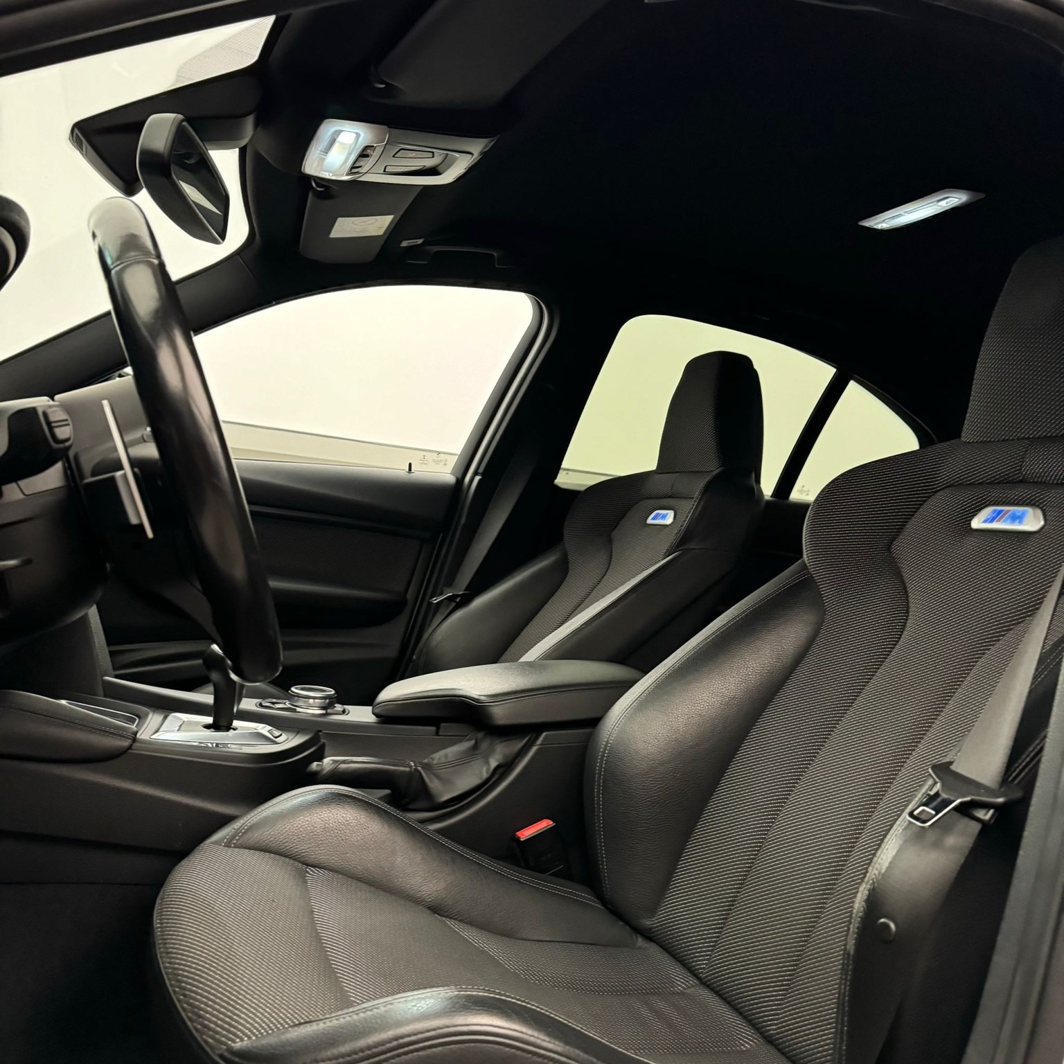 BMW M3 Drivelogic-image-6