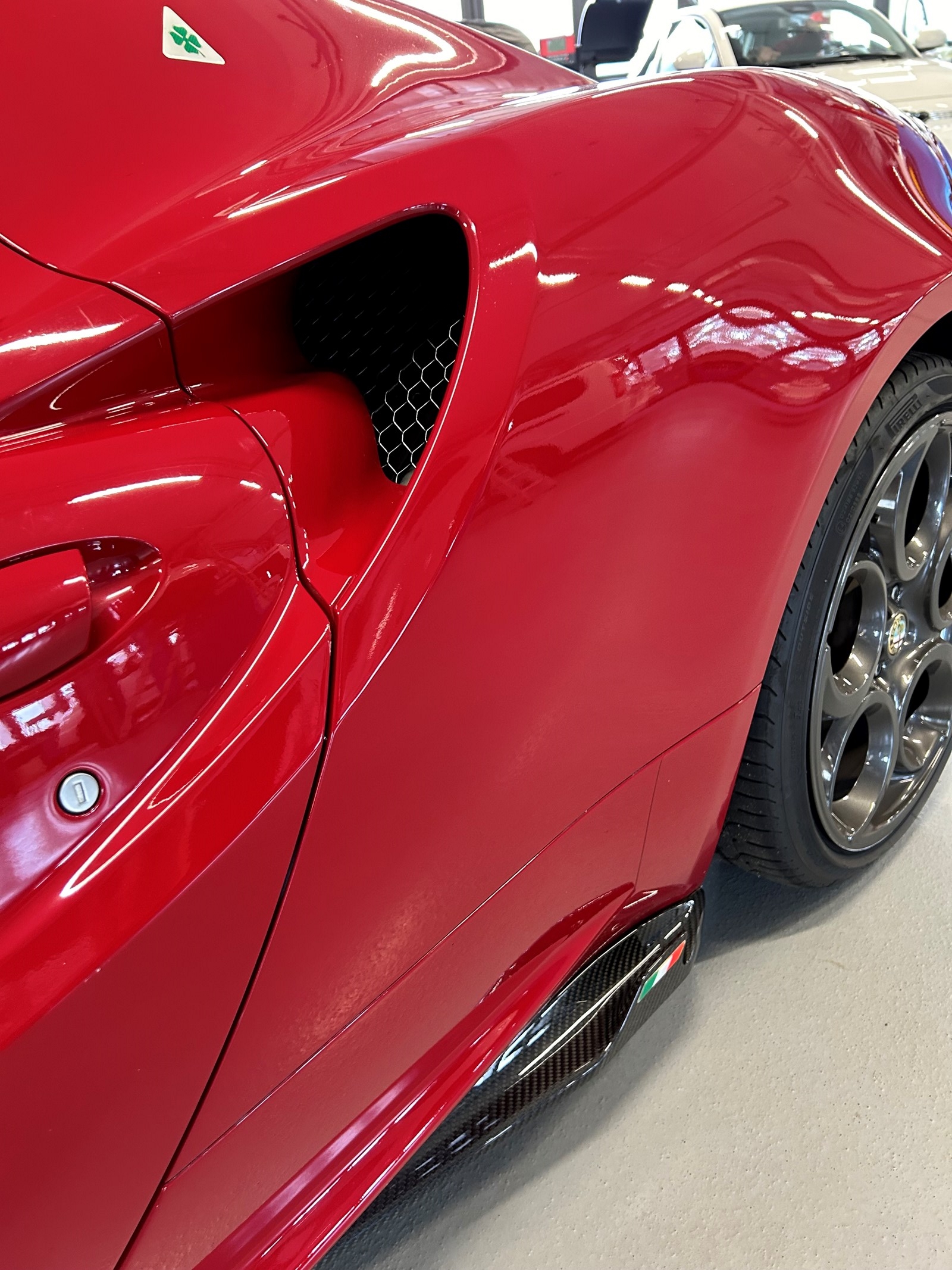 ALFA ROMEO 4C Spider 1750 TBi TCT-image-10