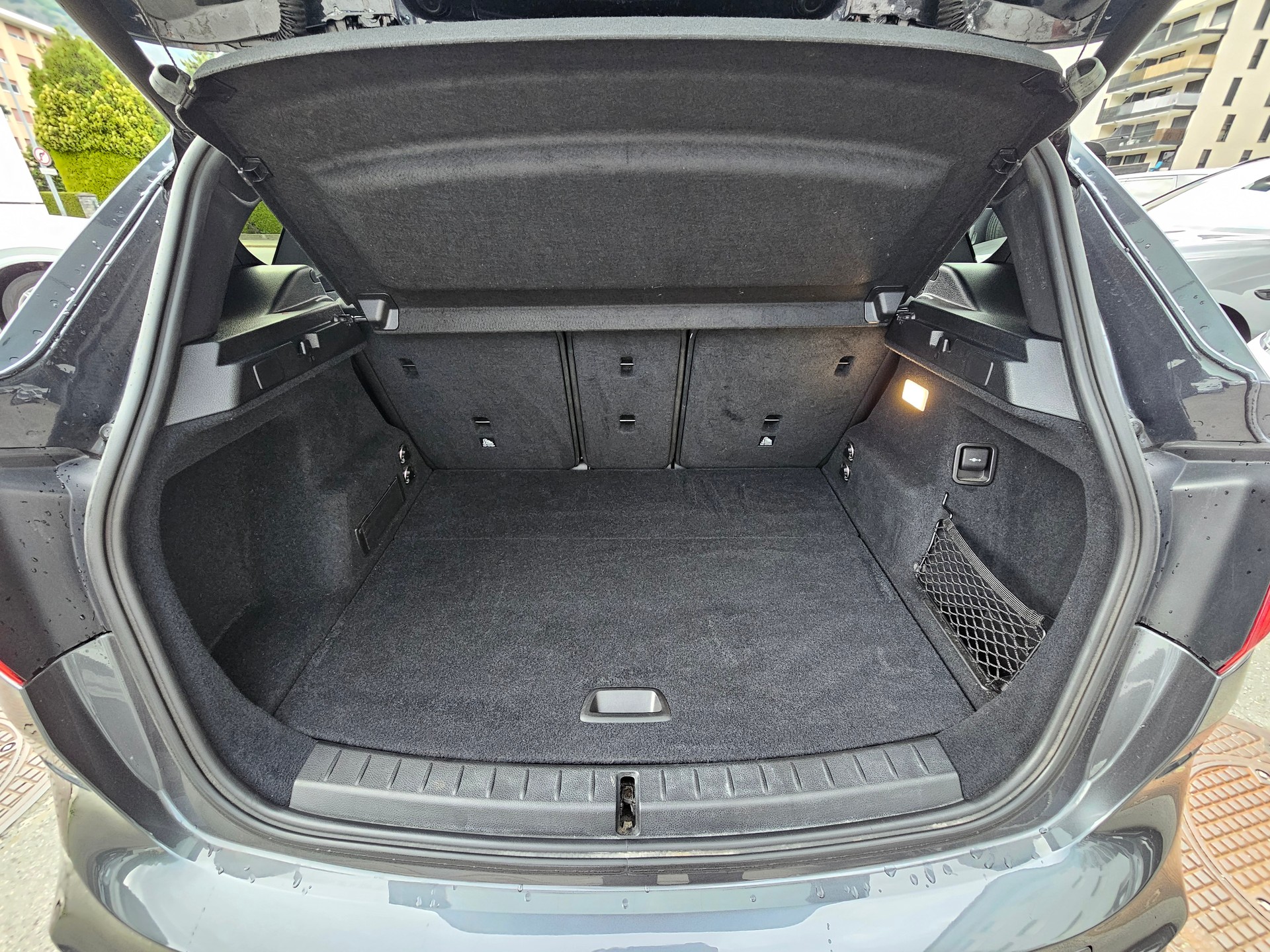 BMW 225i xDrive Active Tourer Steptronic M Sport-image-17