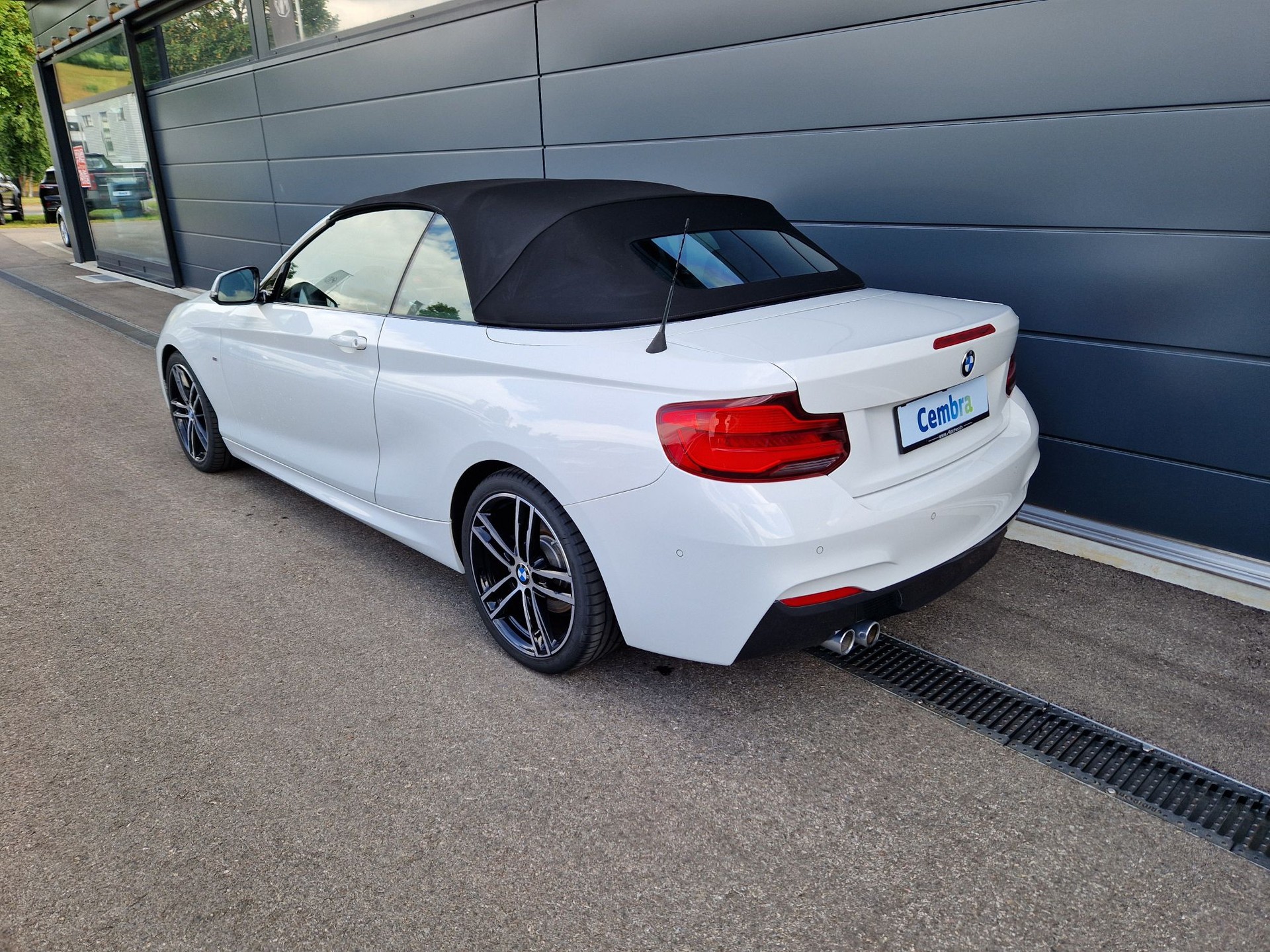 BMW 230i M Sport Steptronic-showroom-element-3
