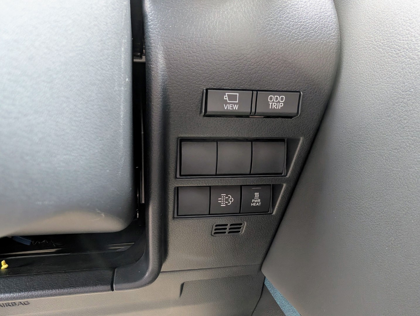 TOYOTA LAND CRUISER 300 V6 DIESEL 70th Anniv.-image-10