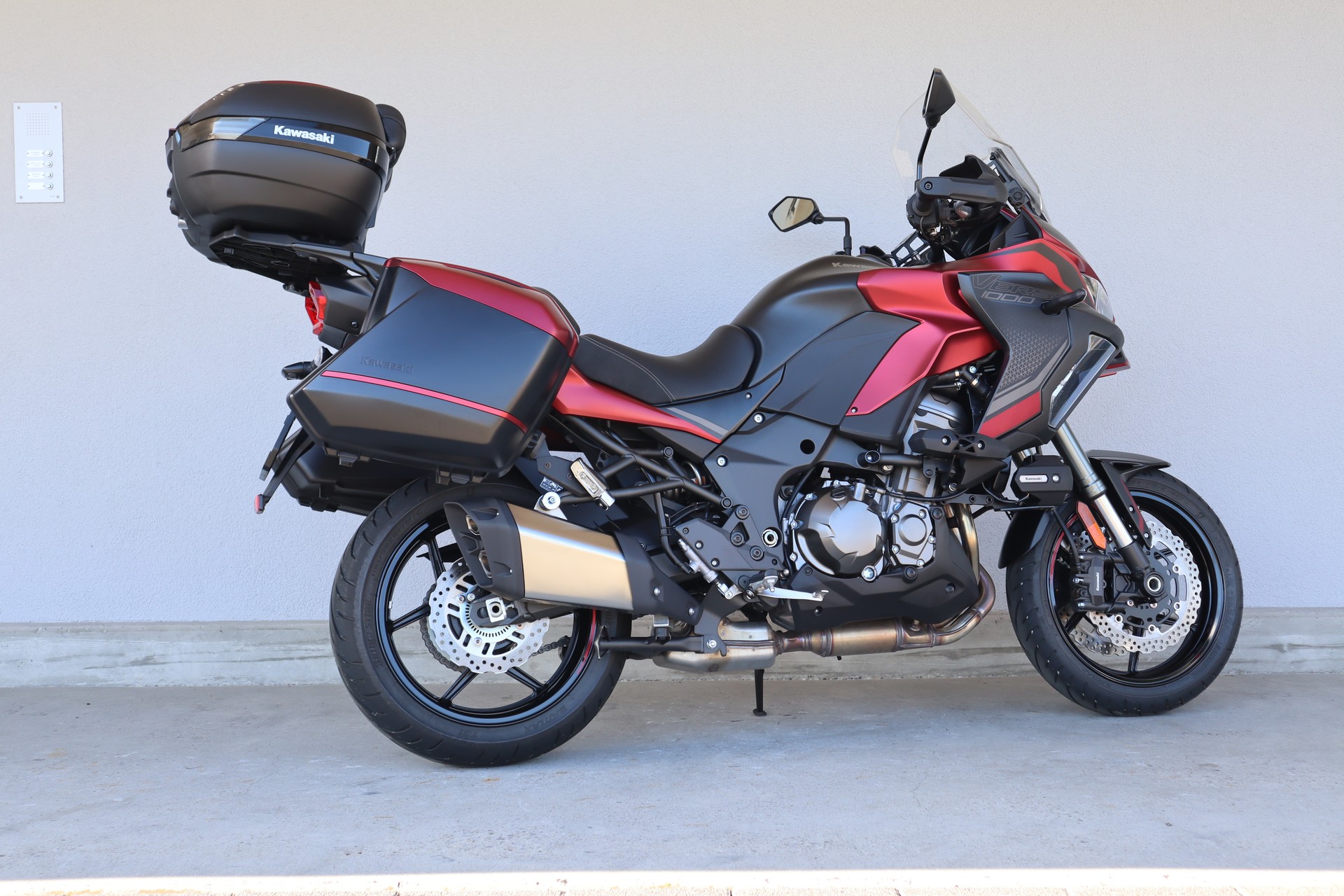 KAWASAKI Versys 1000 SE Grand Tourer-image-2