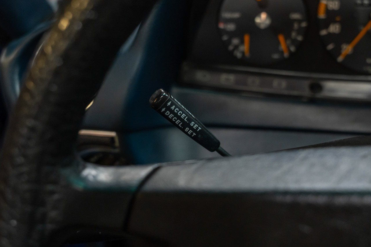 MERCEDES-BENZ 250-image-20