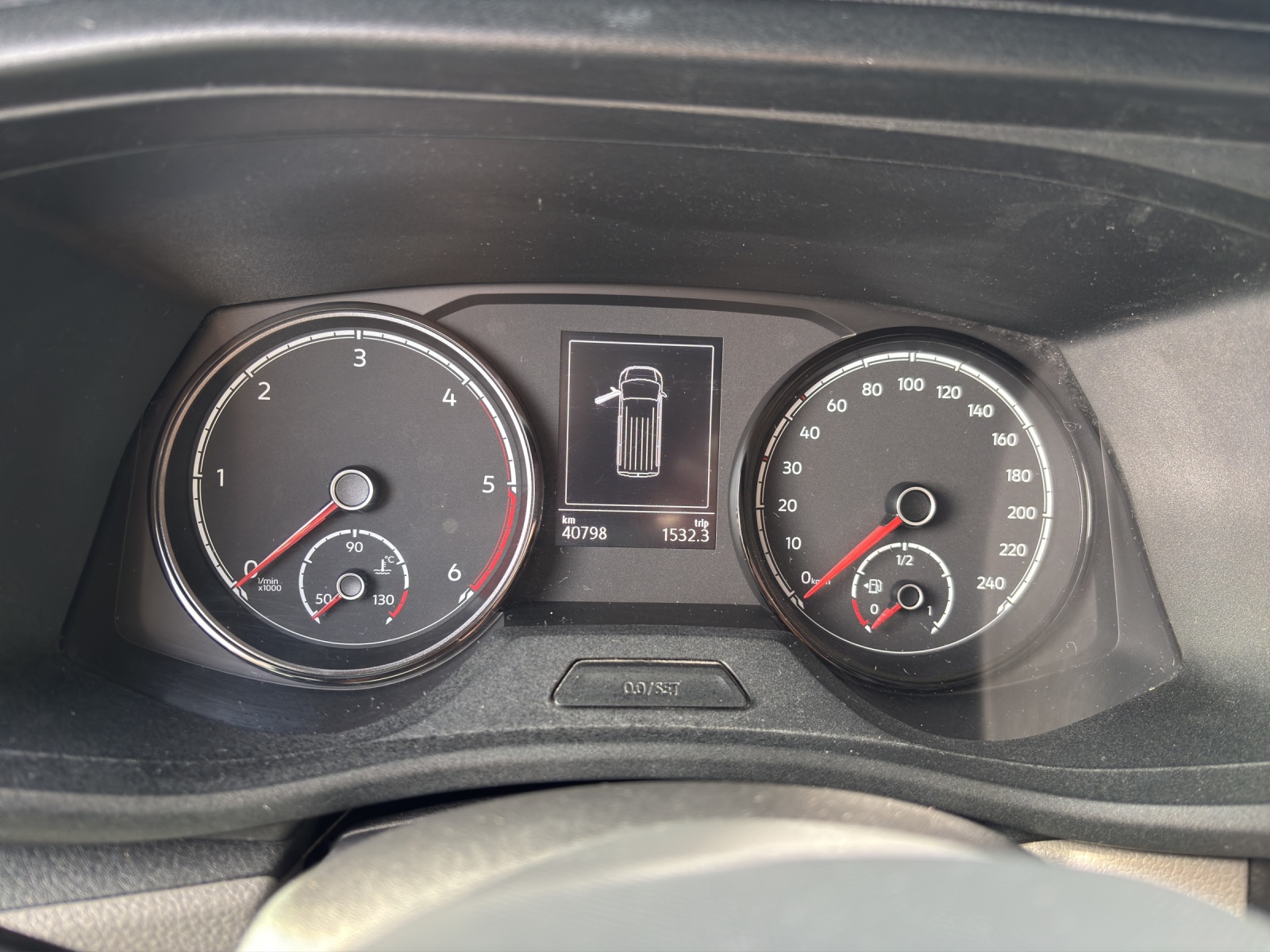 VW T6.1 2.0 TDI DSG-image-6