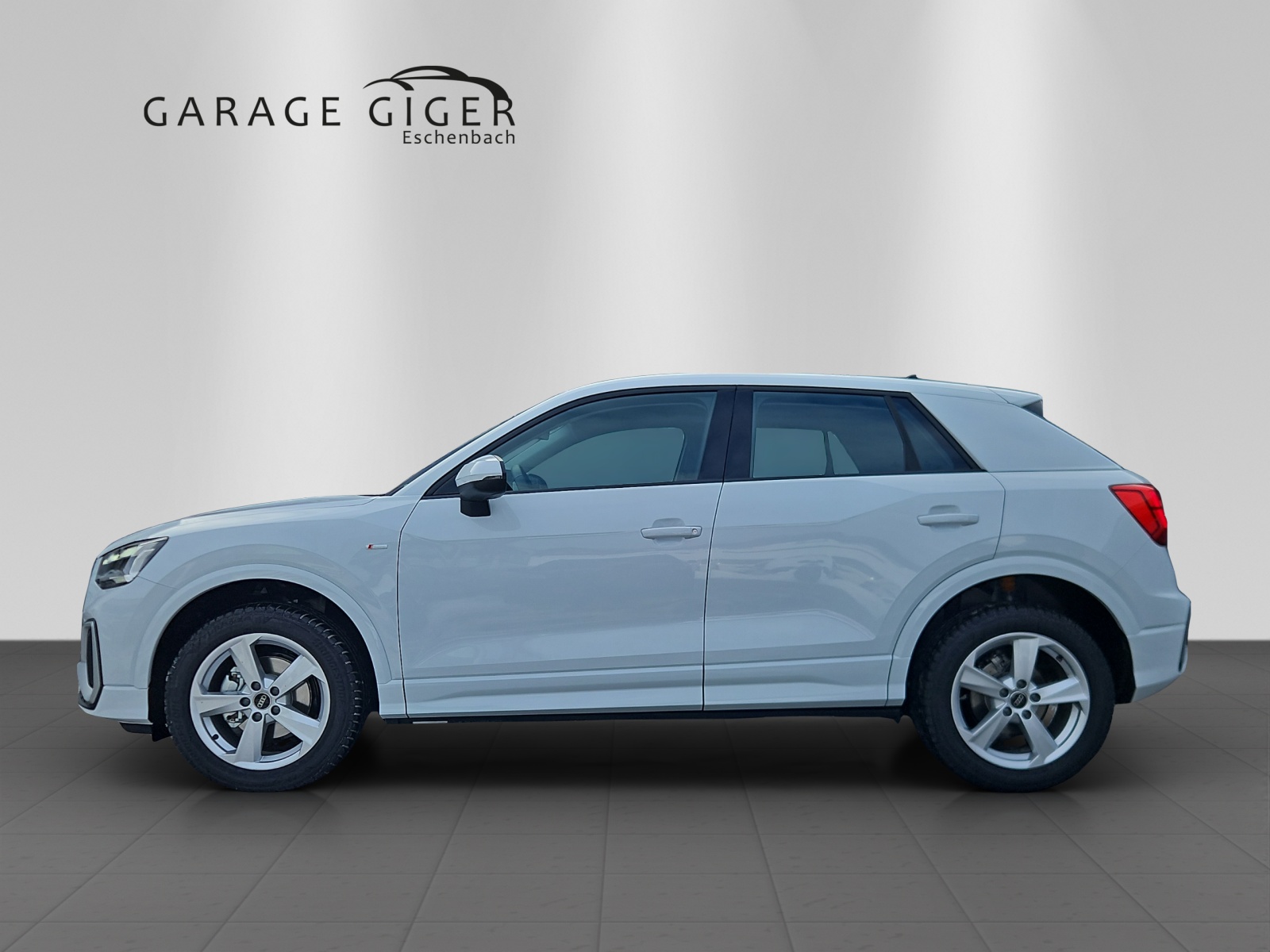 AUDI Q2 35 TFSI S line S-tronic-image-1
