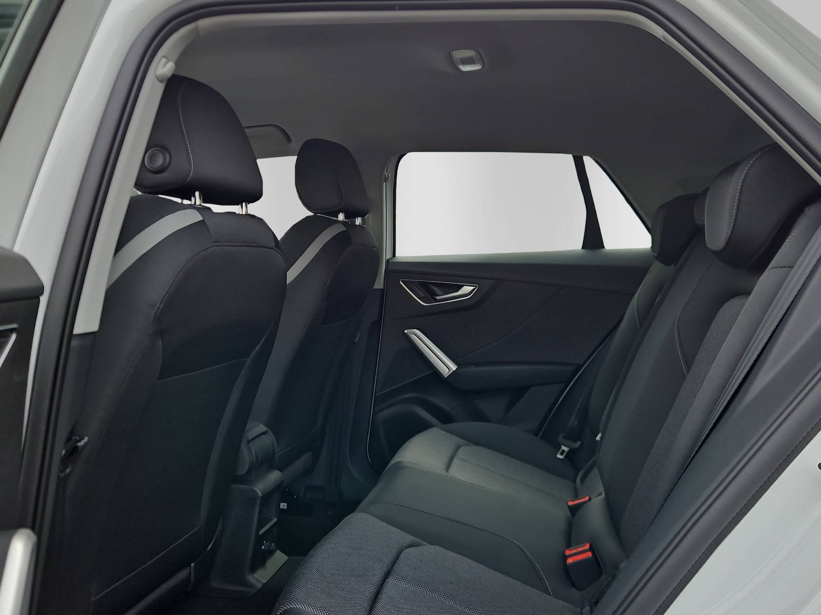 AUDI Q2 35 TFSI S line S-tronic-image-6