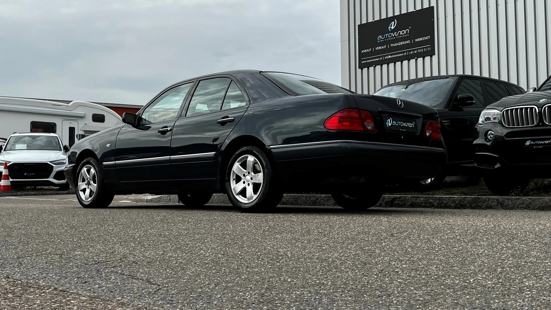 MERCEDES-BENZ E 280 ELÉGANCE 4-MATIC AUTOMATIC l 204 PS-image-13