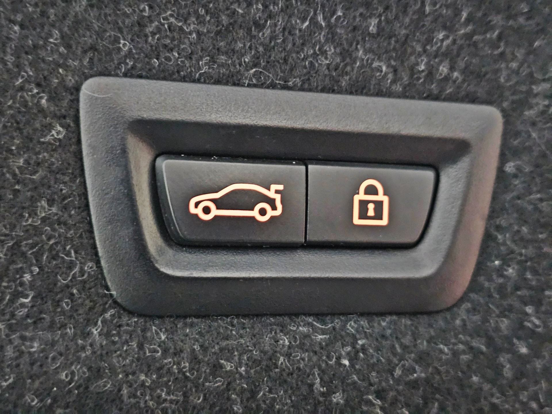 BMW M340i xDrive Steptronic-image-21