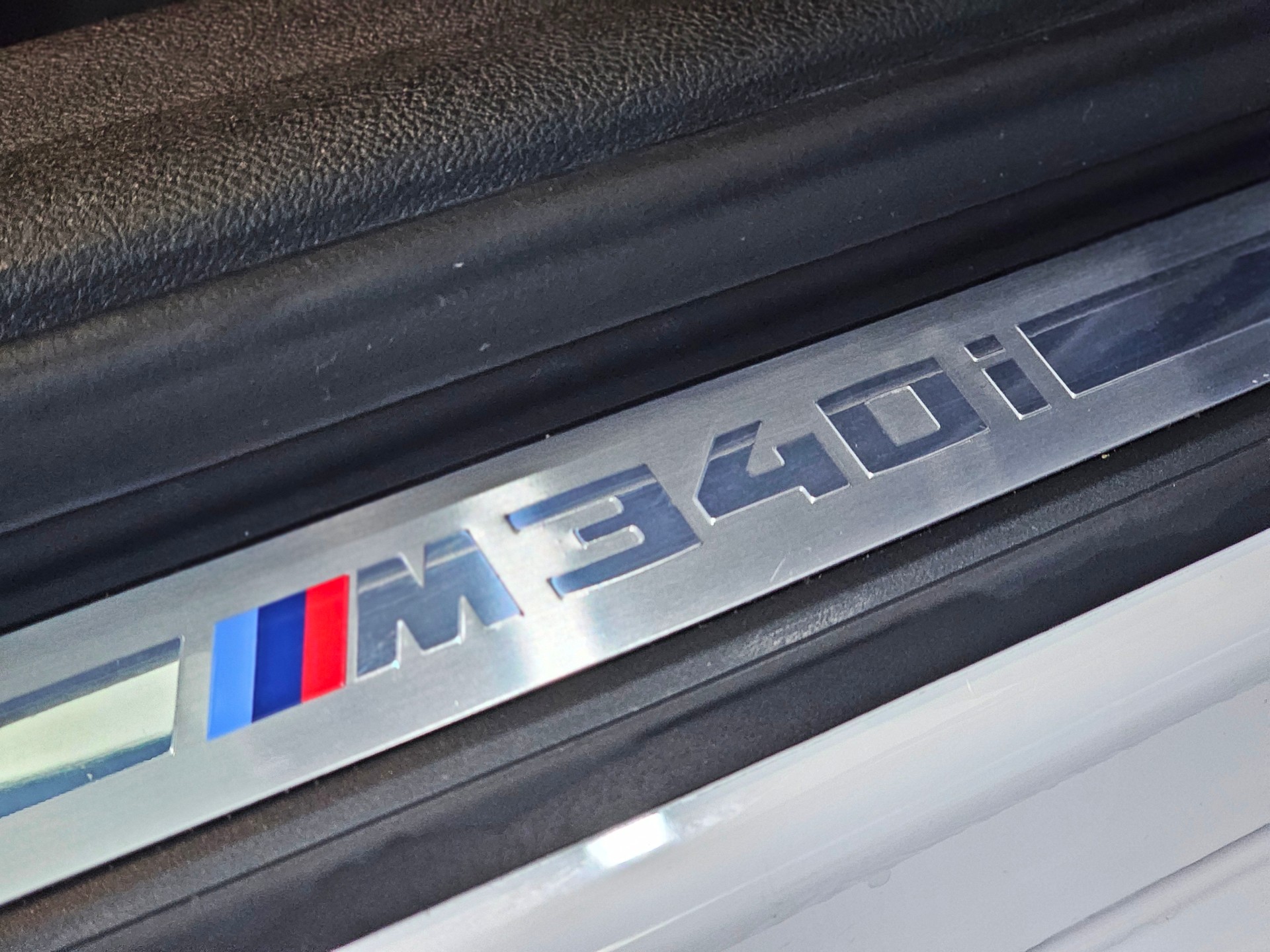 BMW M340i xDrive Steptronic-image-23