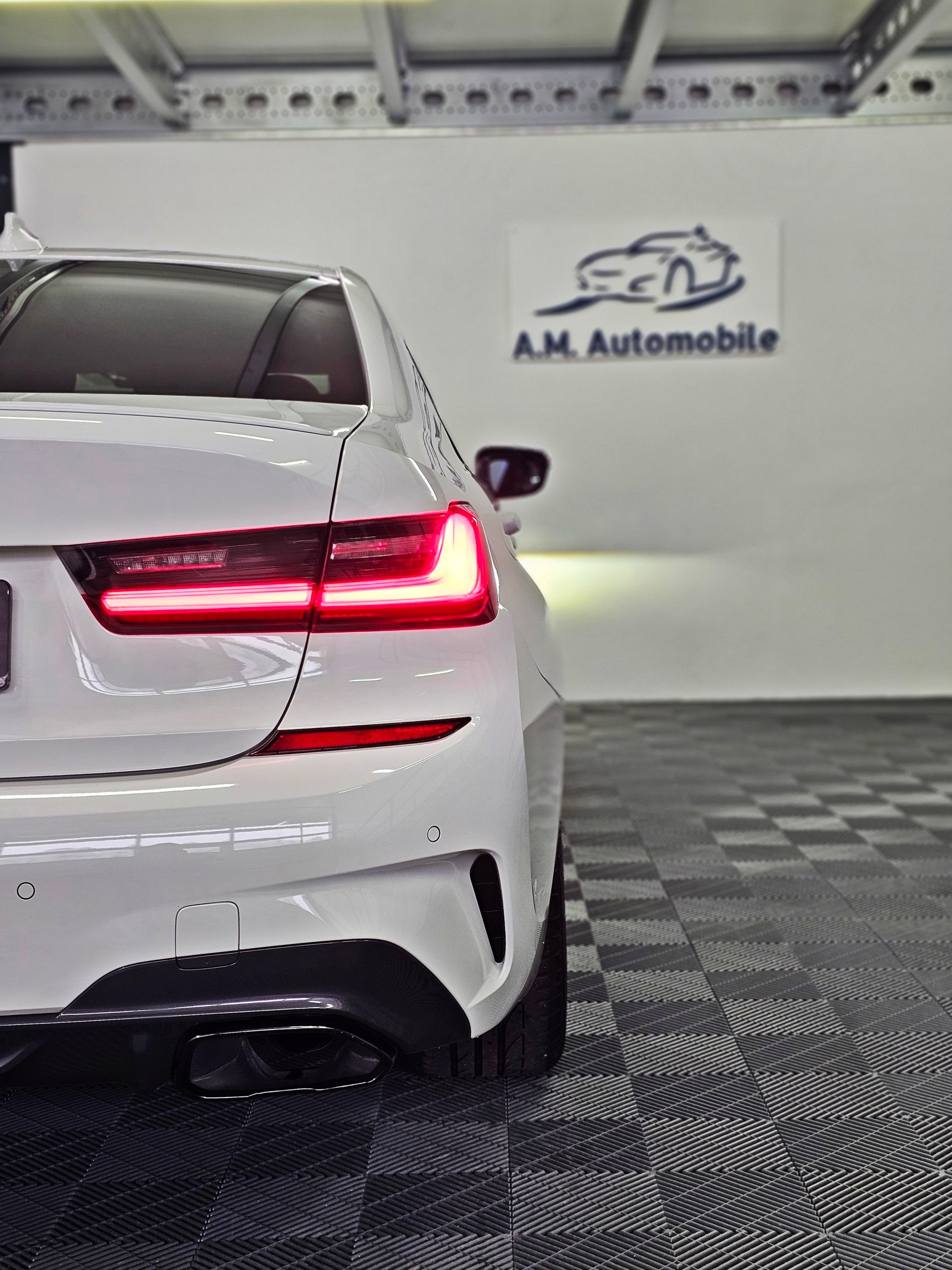 BMW M340i xDrive Steptronic-image-7