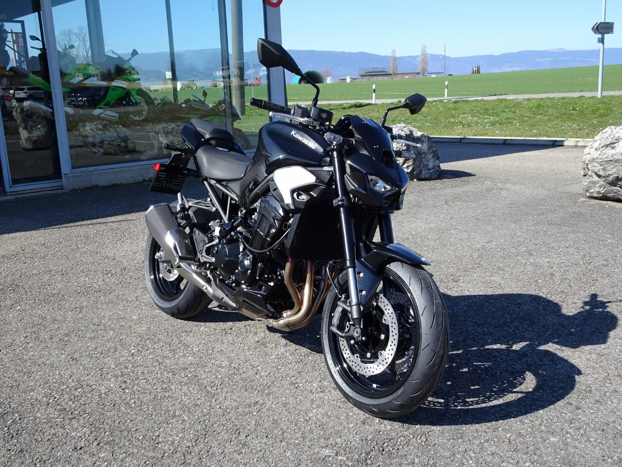 KAWASAKI Z 900-image-1