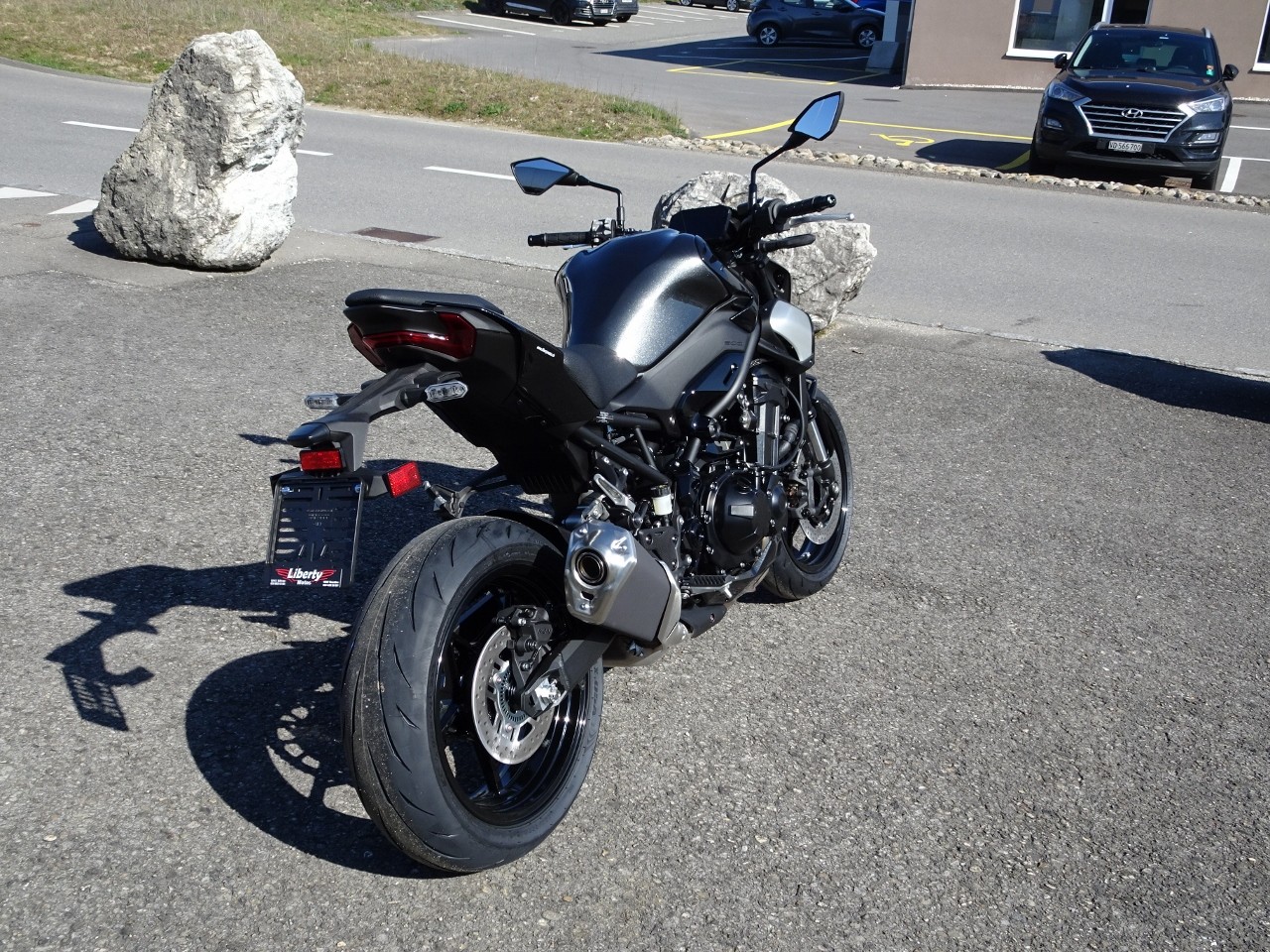 KAWASAKI Z 900-image-4
