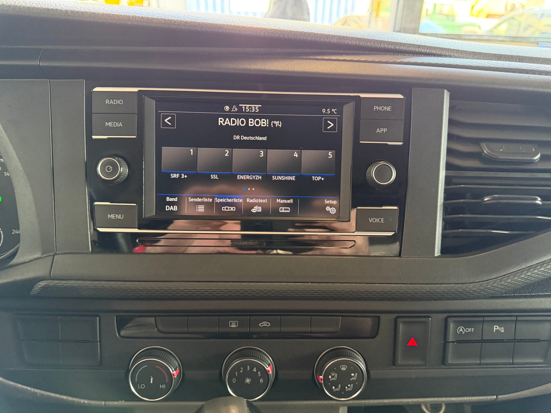 VW T6.1 2.0 TDI 150 PS 4Motion 4x4 DSG (AHK 2500 KG )-image-13