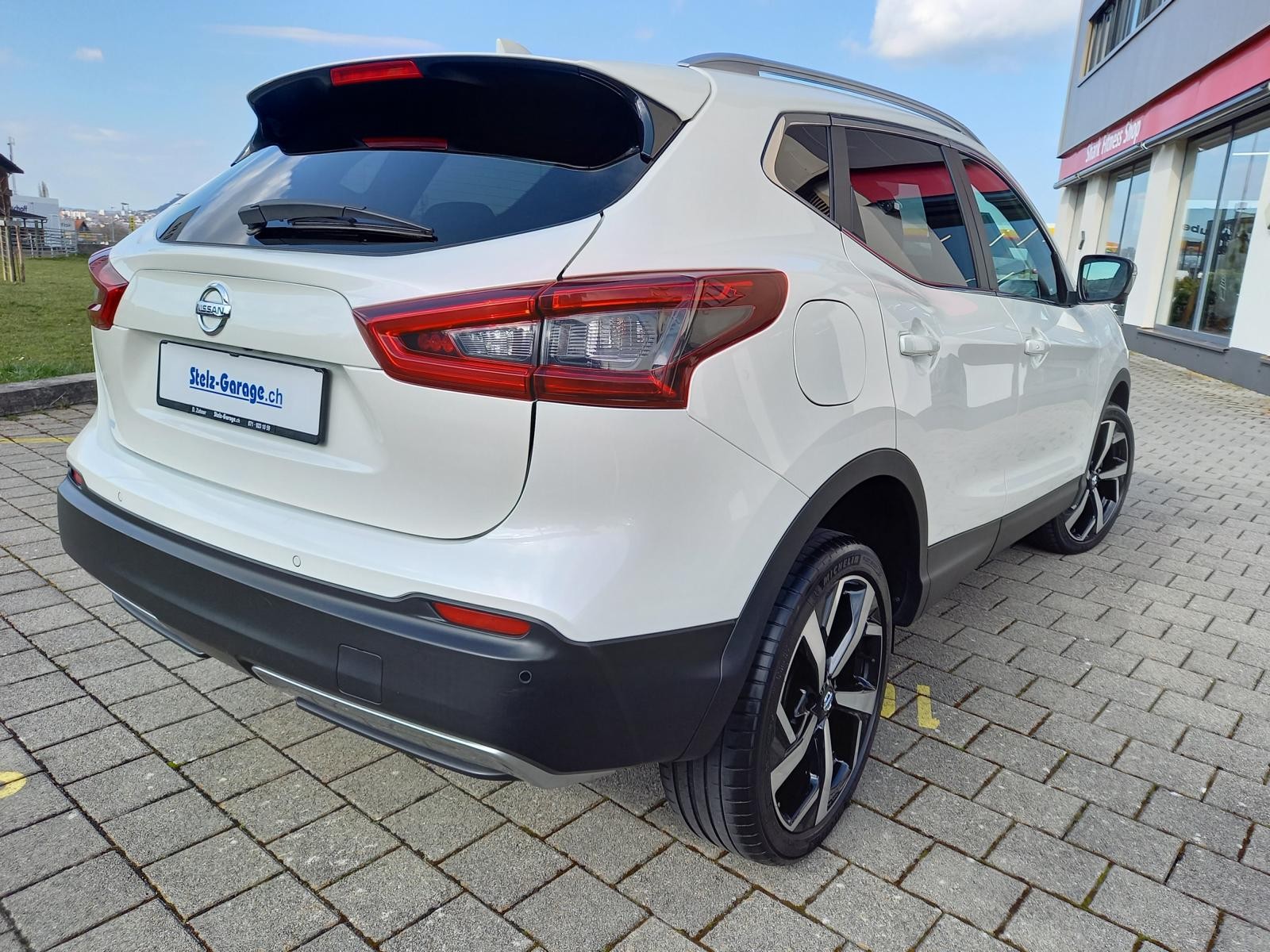 NISSAN Qashqai 1.7 dCi tekna+ Xtronic ALL-MODE 4x4-showroom-element-1