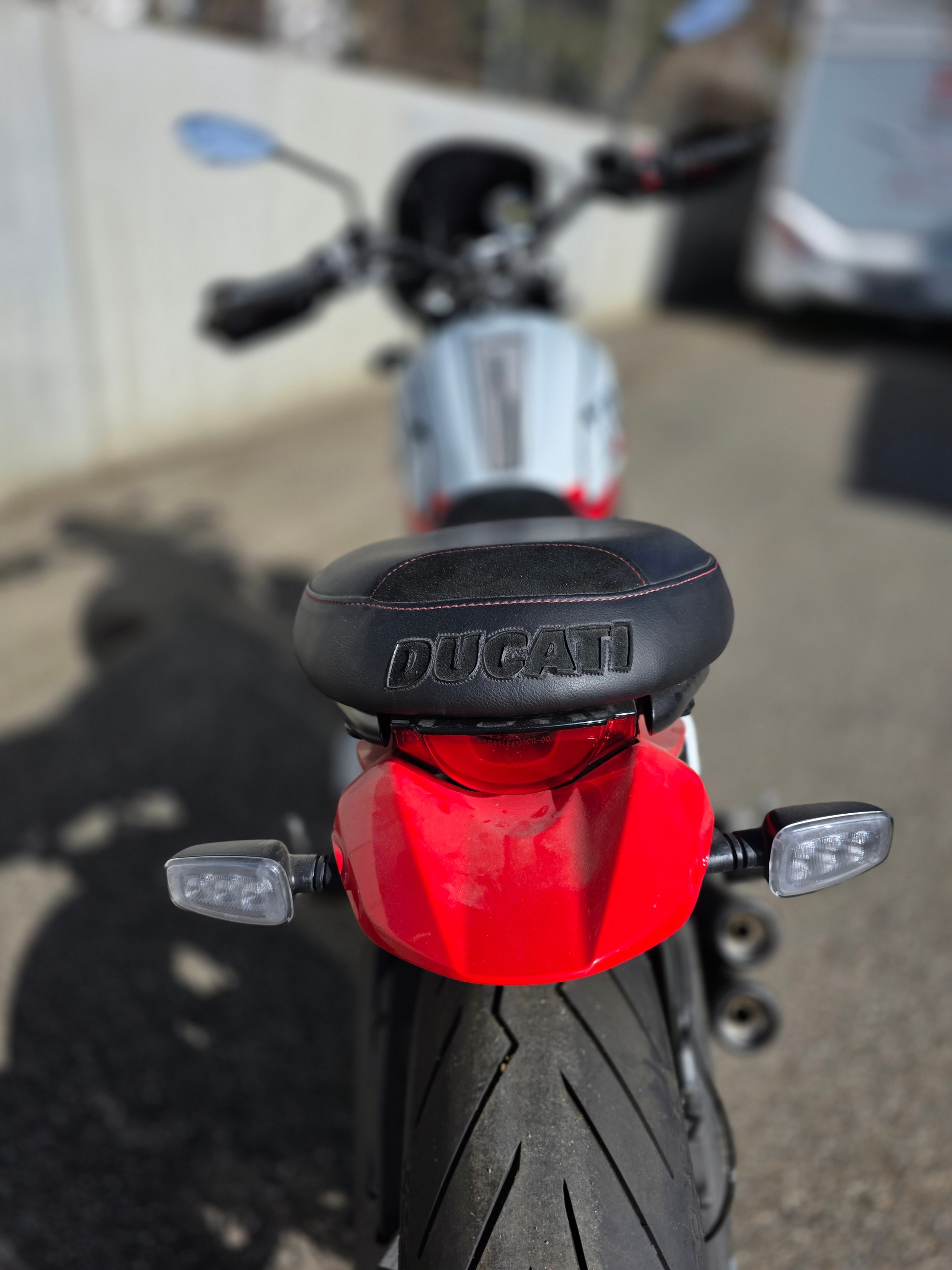 DUCATI SCRAMBLER URBAN MOTARD-image-2