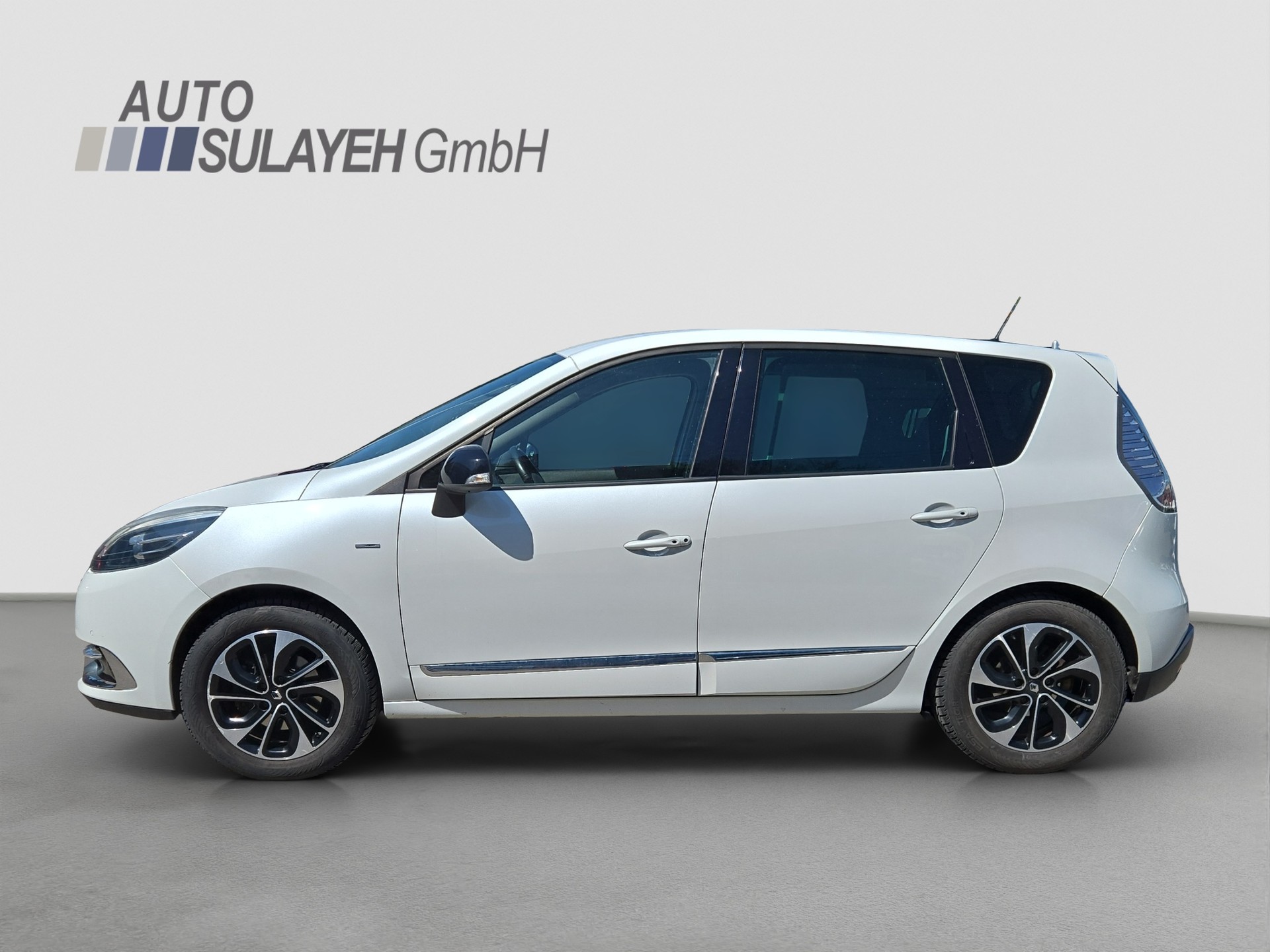 RENAULT Scénic 1.2 16V Turbo Expression-image-21