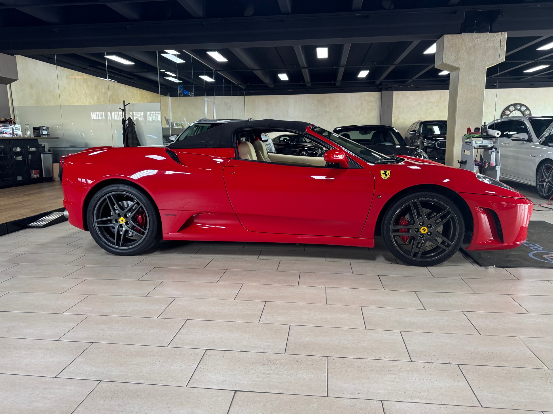FERRARI F430 Spider-image-21