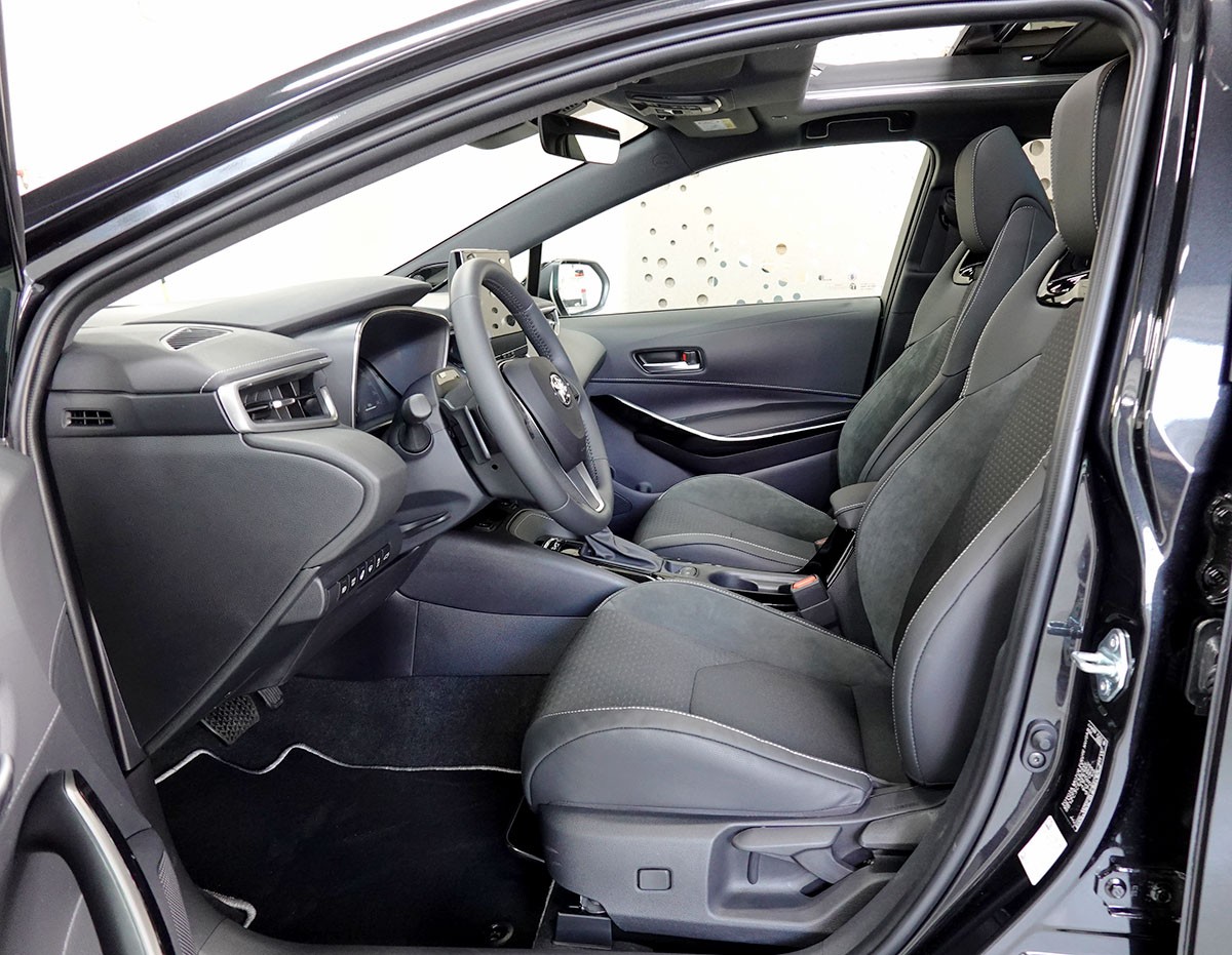 TOYOTA Corolla Touring Sports 2.0 HSD Premium e-CVT, Panorama-image-6