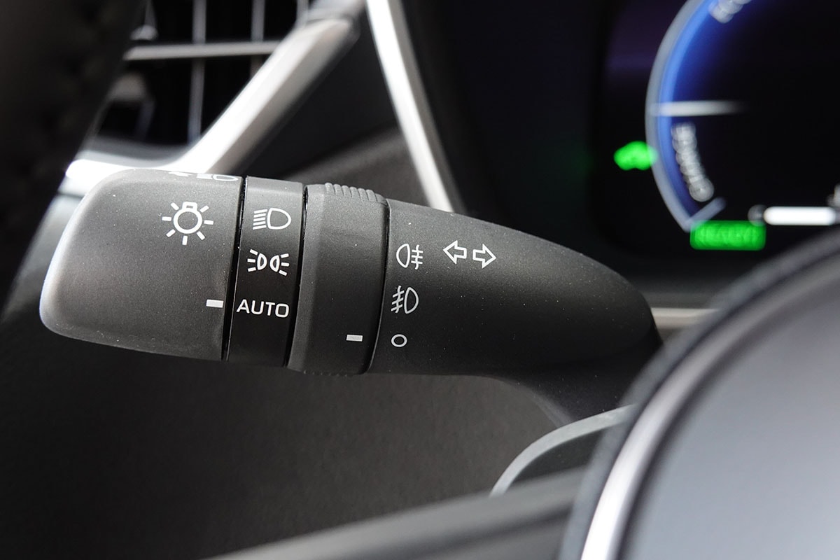 TOYOTA Corolla Touring Sports 2.0 HSD Premium e-CVT, Panorama-image-16