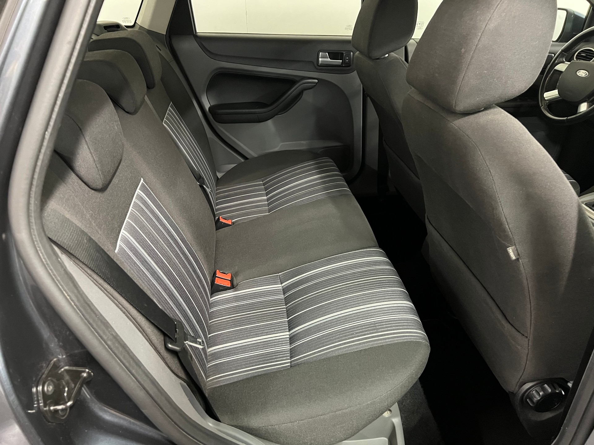 FORD Focus 1.8i Flexifuel Carving-image-11