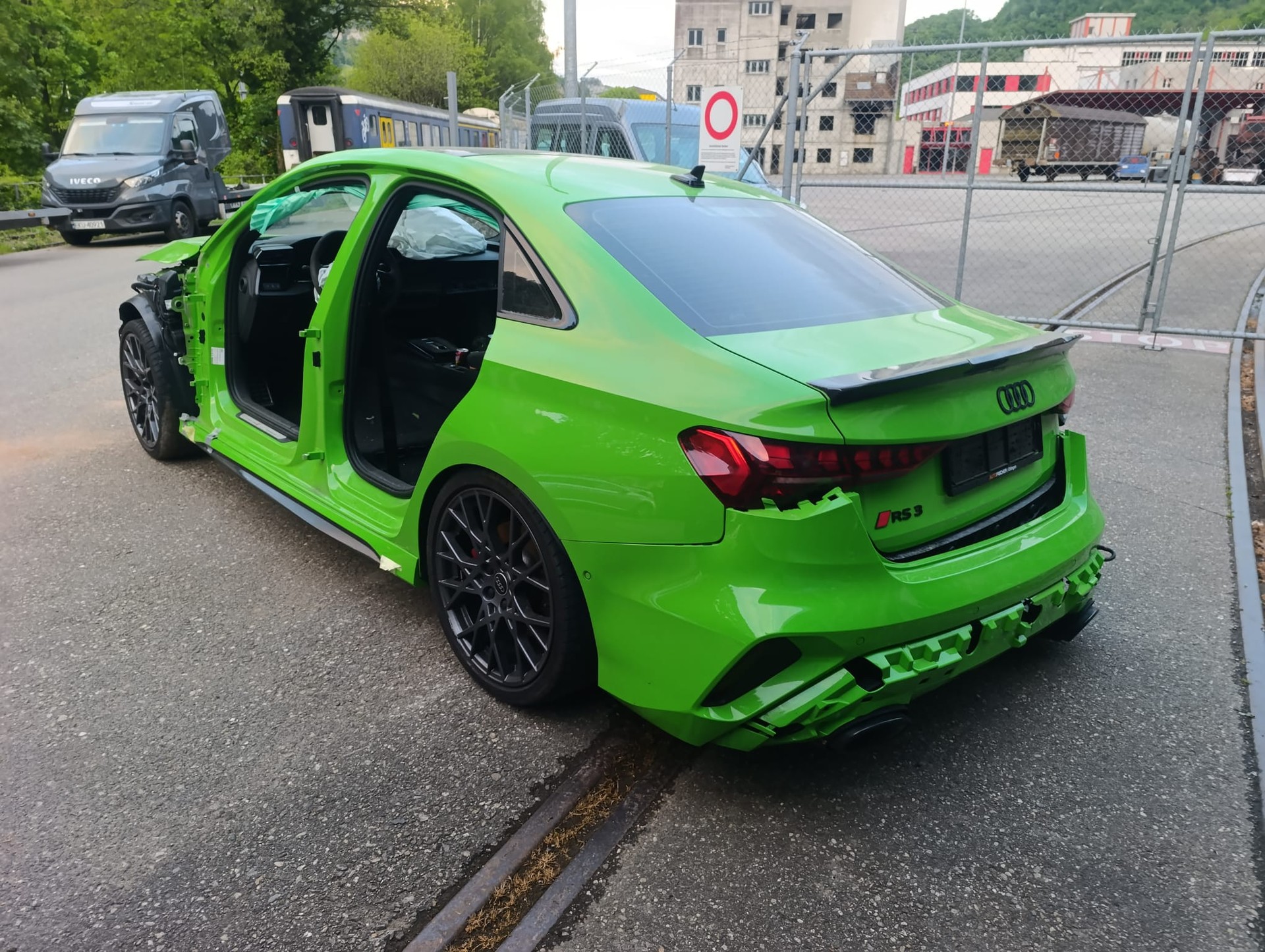 AUDI RS3 Limousine 2.5 TSI quattro S-tronic-showroom-element-3