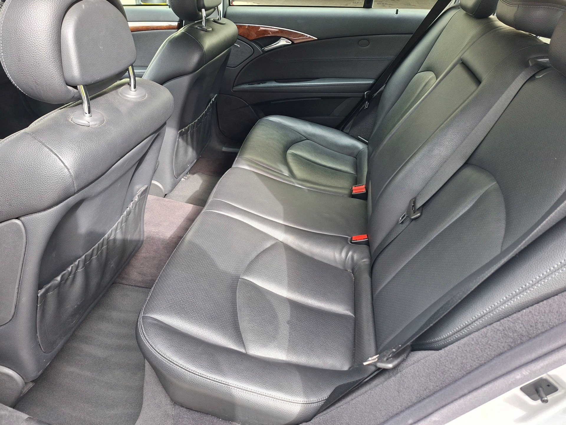 MERCEDES-BENZ E 270 CDI Elégance-image-9