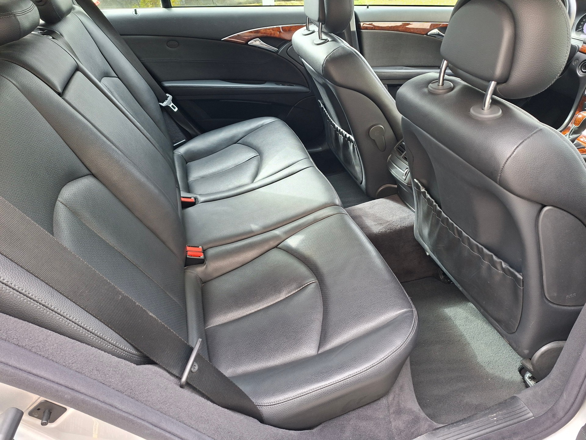 MERCEDES-BENZ E 270 CDI Elégance-image-10