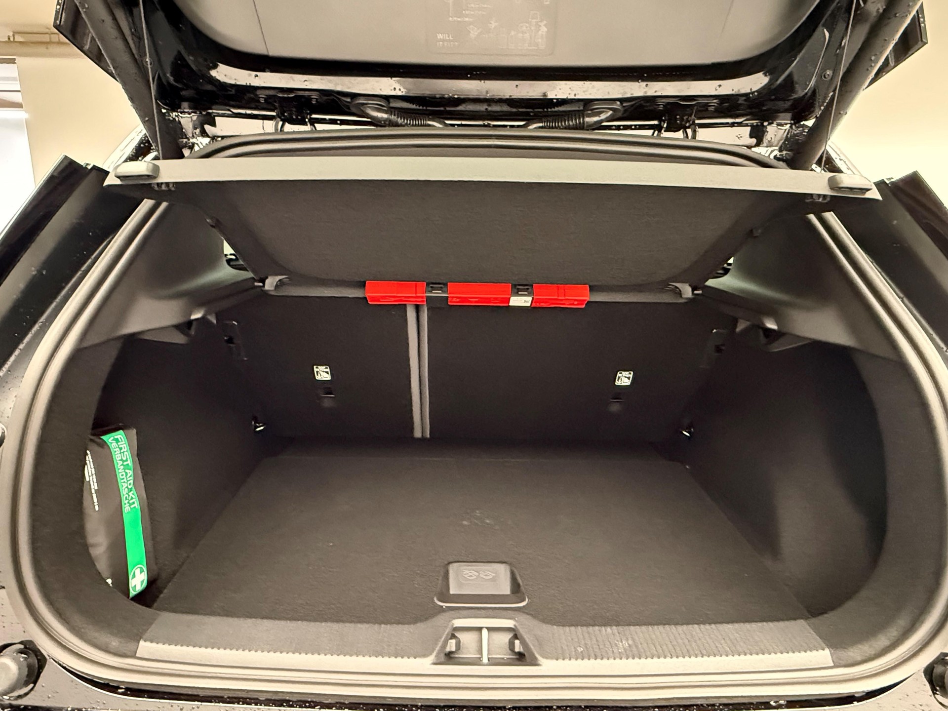 VOLVO EX30 CC E60 Twin Performance AWD-image-6