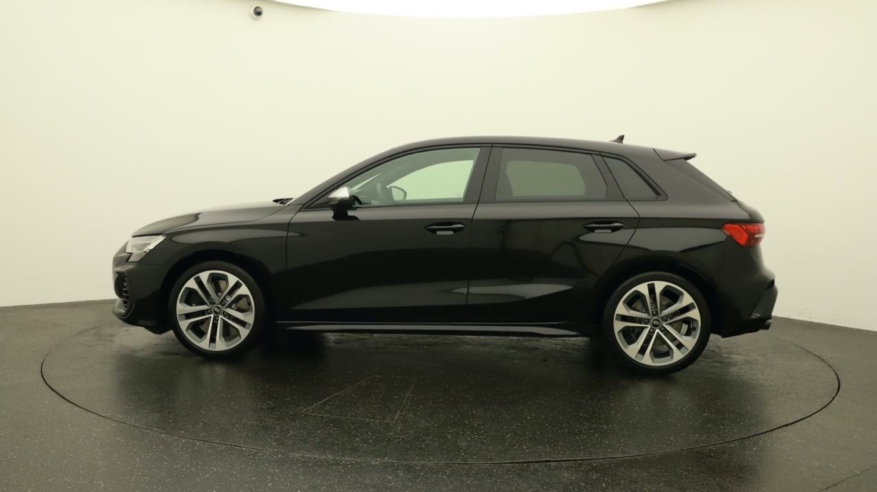 AUDI S3 Sportback TFSI quattro S-tronic-showroom-element-1