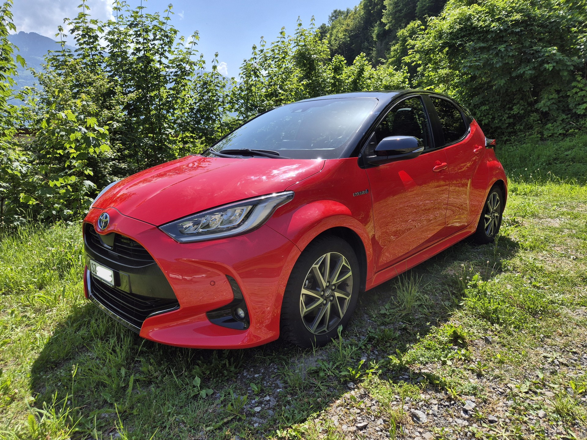 TOYOTA YARIS Hybrid 1.5 VVT-i HSD Premiere Edition-image-8