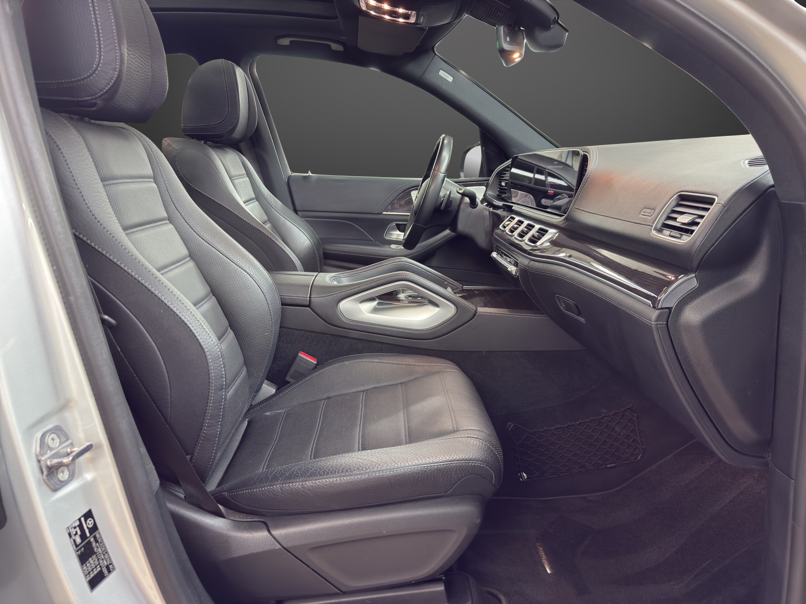 MERCEDES-BENZ GLE 350de AMG Line 4Matic-image-11