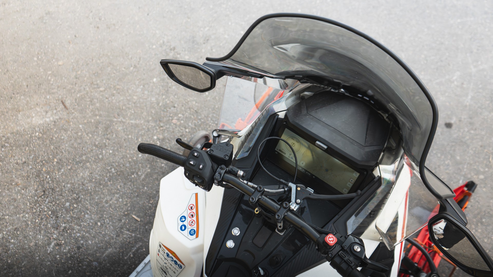 LYNX Adventure Electric-image-9