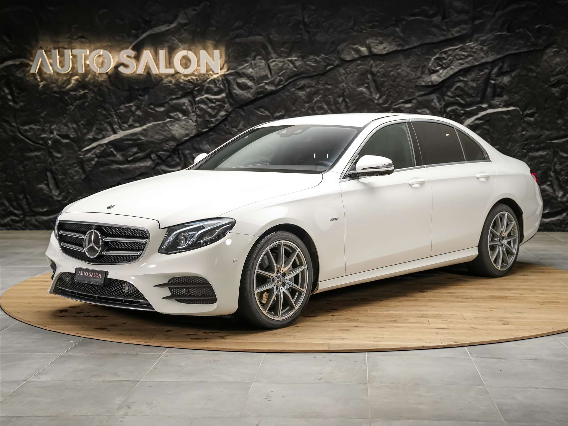 MERCEDES-BENZ E 220 d AMG Line 9G-Tronic *Facelift*Multibeam LED*ACC*360° Kamera*-showroom-element-1