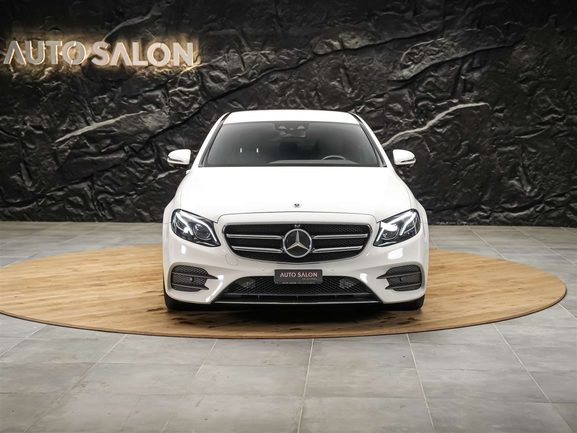 MERCEDES-BENZ E 220 d AMG Line 9G-Tronic *Facelift*Multibeam LED*ACC*360° Kamera*-image-7