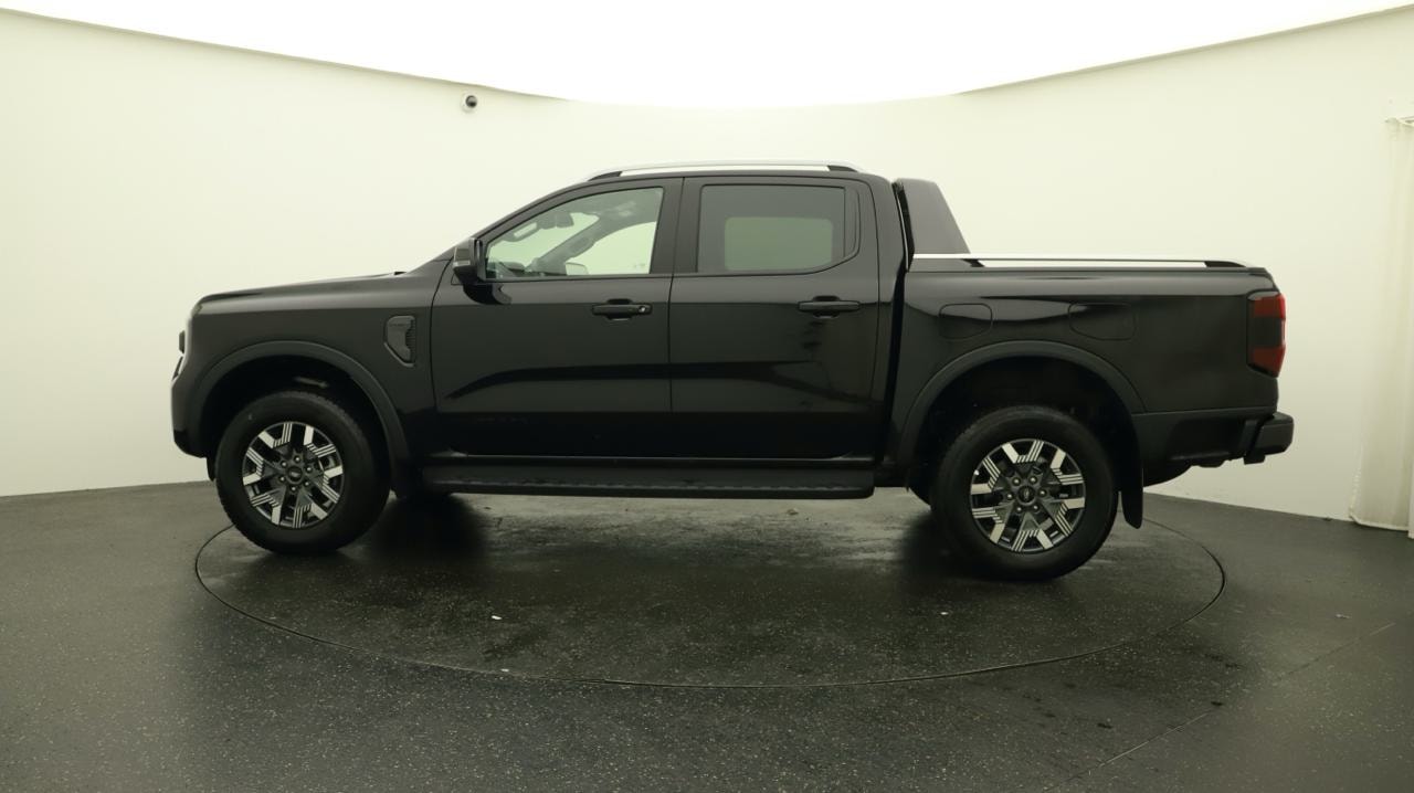 FORD Ranger Wildtrak 2.3 EcoBoost e-4WD PHEV-showroom-element-1