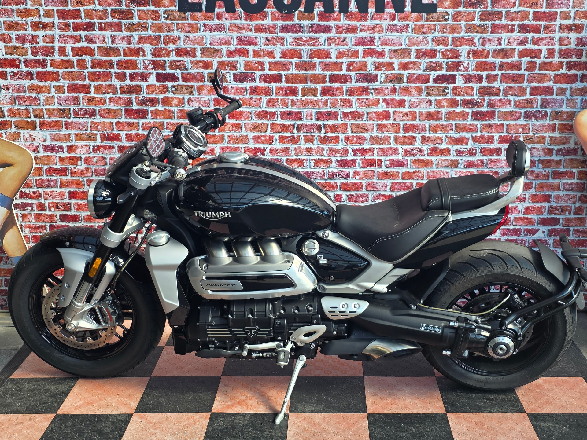 TRIUMPH Rocket 3 R-image-3