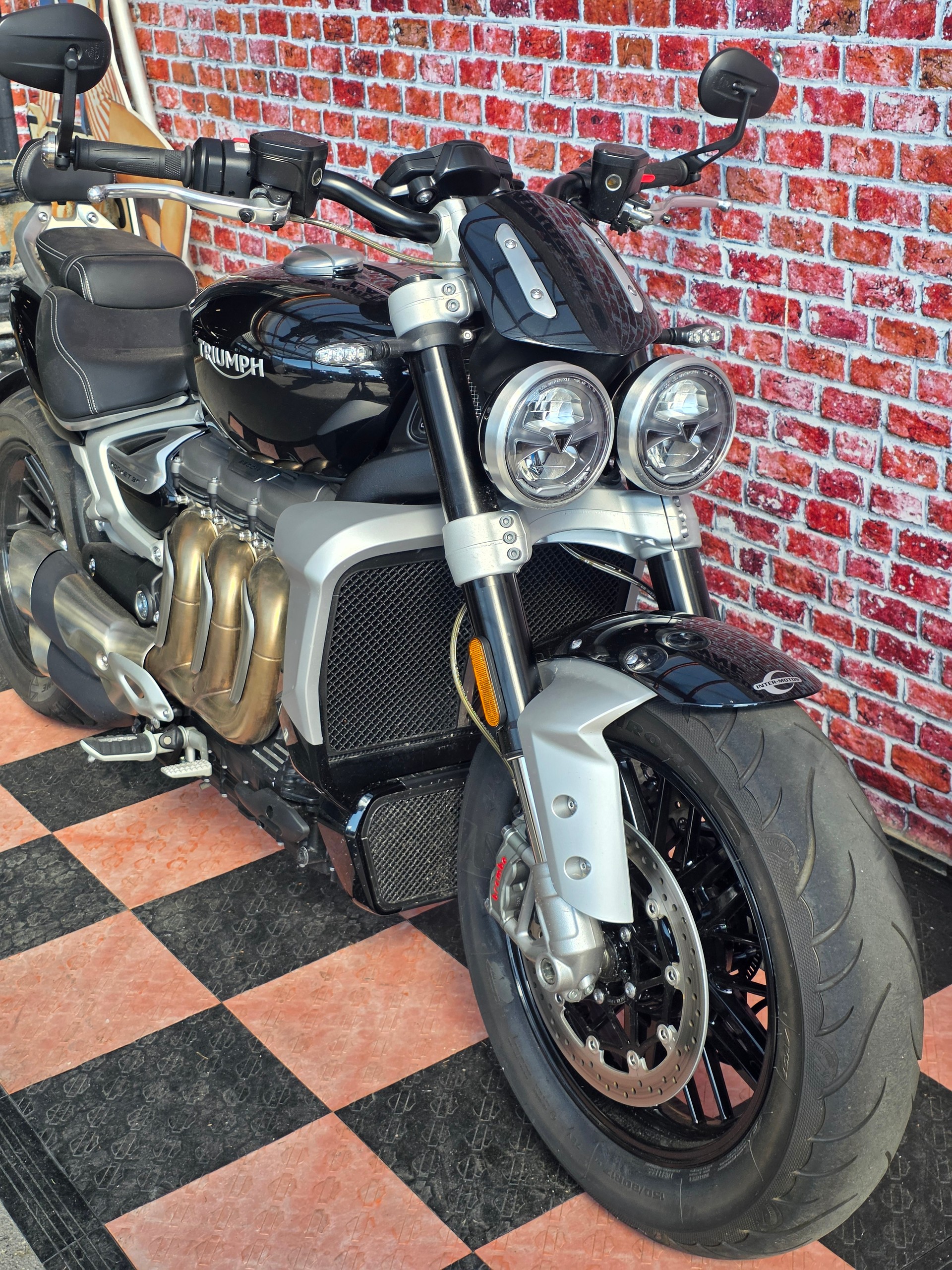TRIUMPH Rocket 3 R-image-5