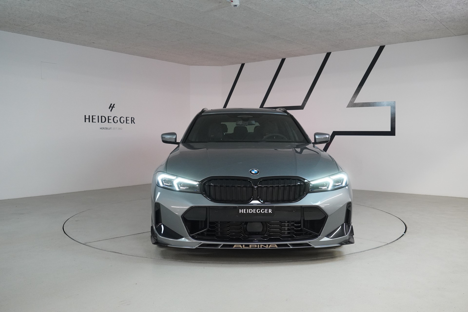 BMW-ALPINA B3 BiTurbo Touring 3.0 xDrive GT Switch-Tronic-showroom-element-1