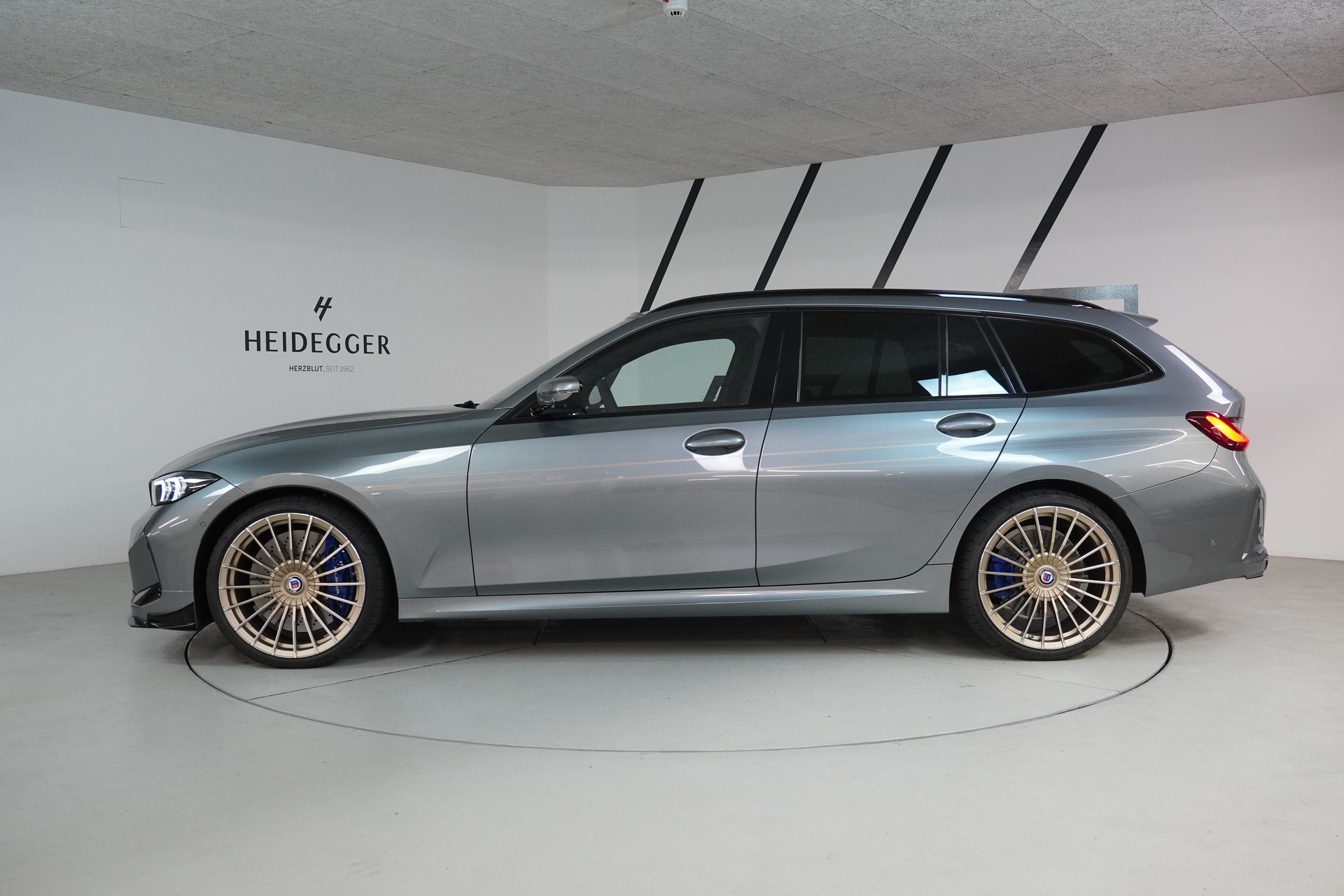 BMW-ALPINA B3 BiTurbo Touring 3.0 xDrive GT Switch-Tronic-showroom-element-3