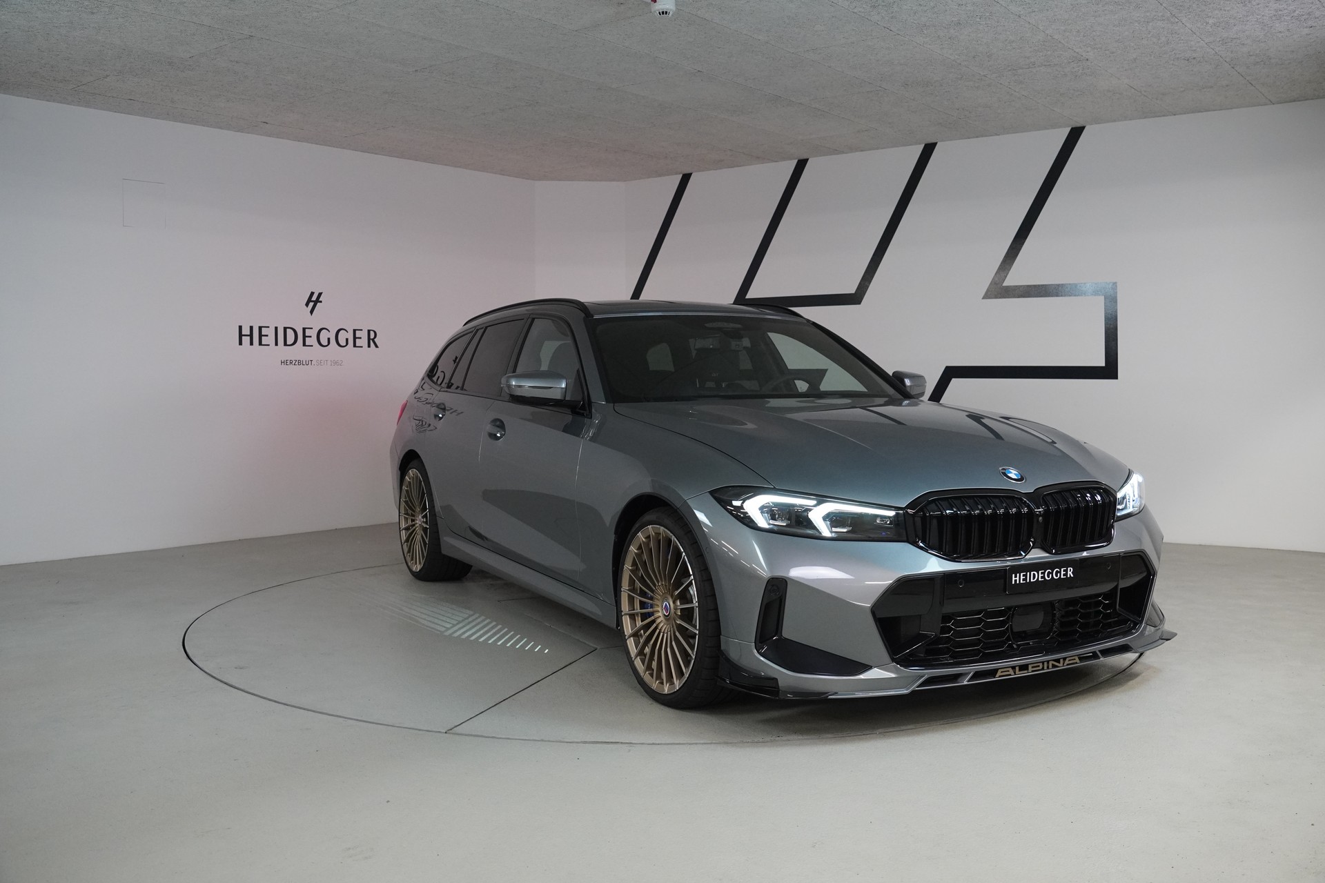 BMW-ALPINA B3 BiTurbo Touring 3.0 xDrive GT Switch-Tronic-showroom-element-2