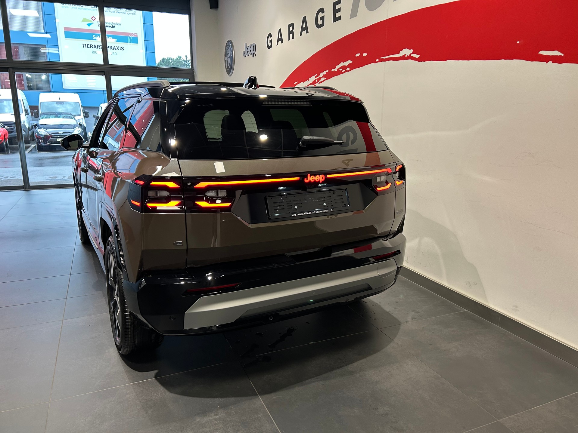 JEEP Compass 1.6 T PHEV Summit-image-24