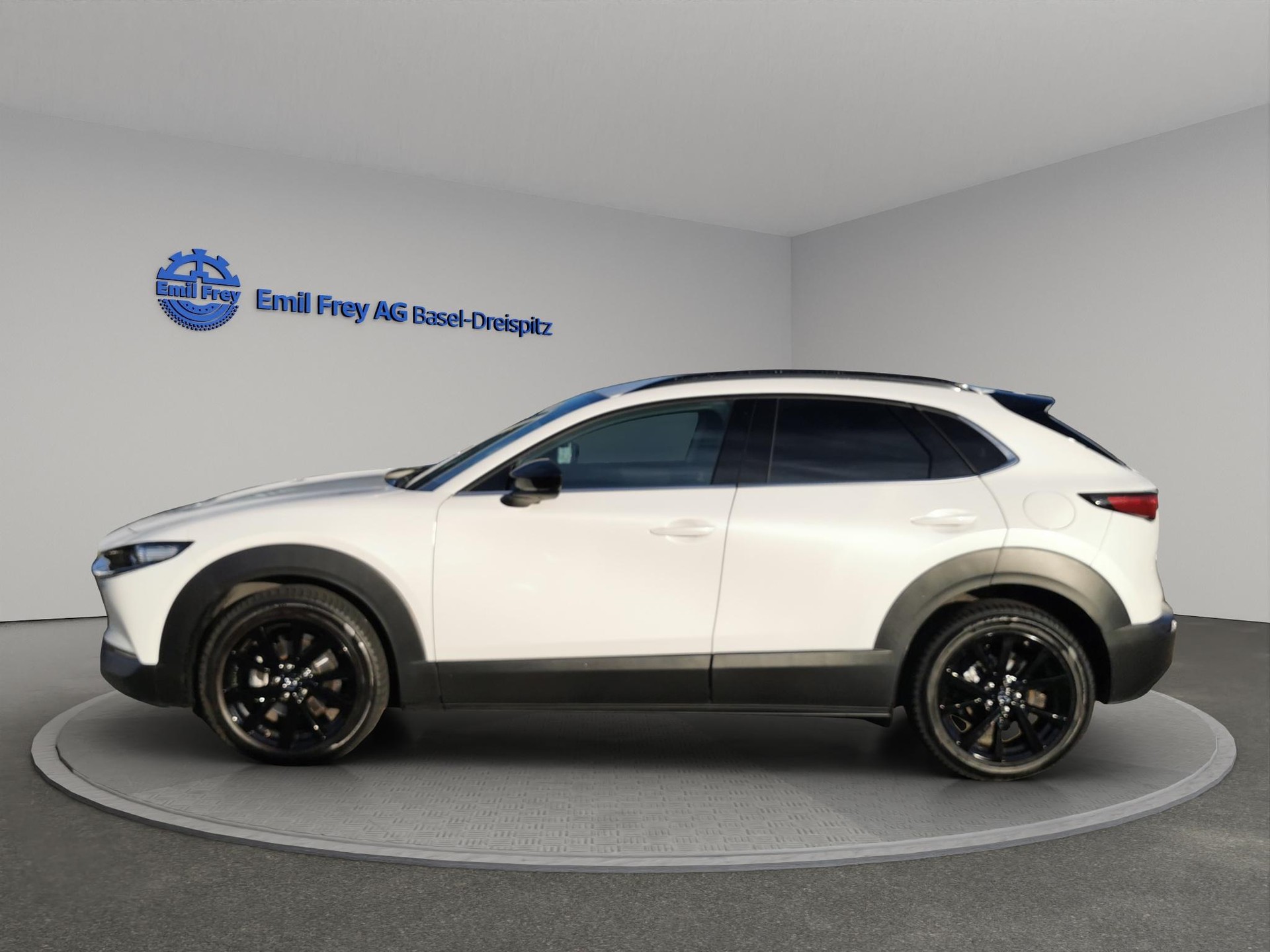 MAZDA CX-30 2.0 186 Homura-showroom-element-2