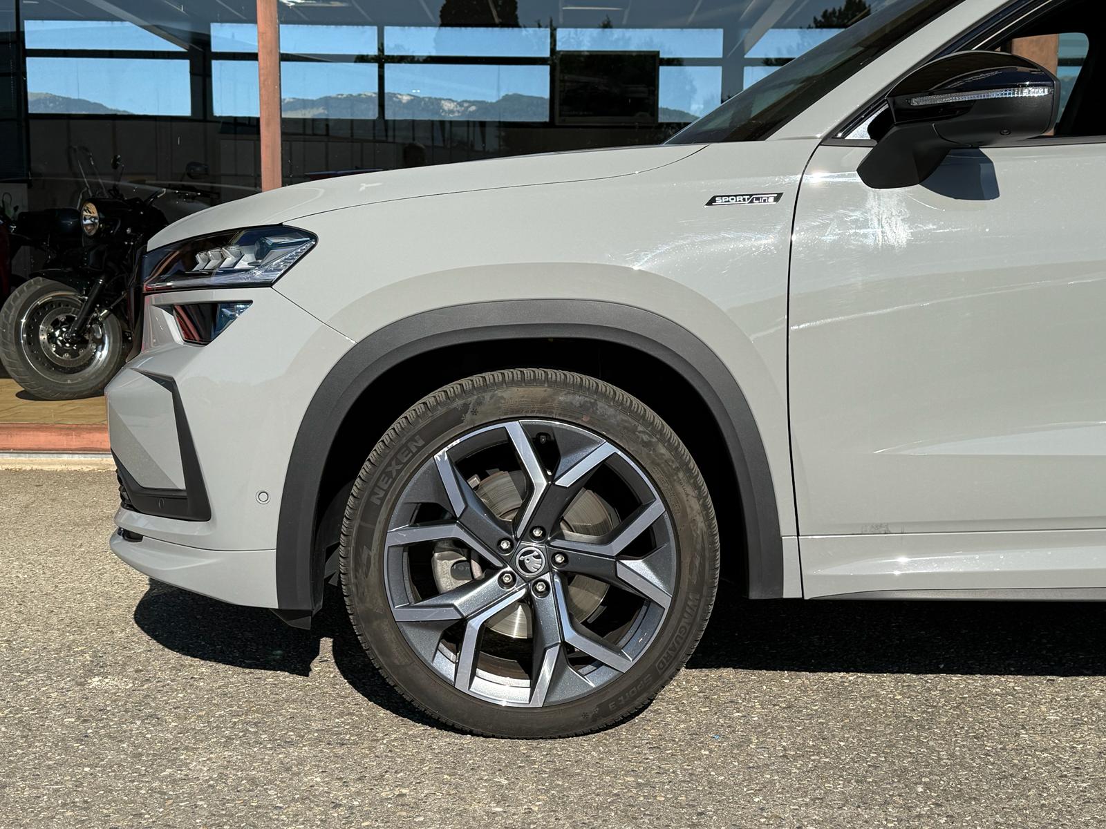 SKODA Kodiaq 2.0 TDI Sportline 4x4-image-5
