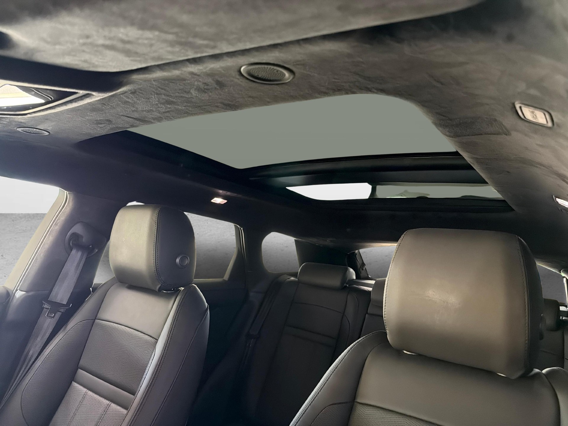 LAND ROVER Range Rover Evoque 1.5 T 270e Autobiography-image-19