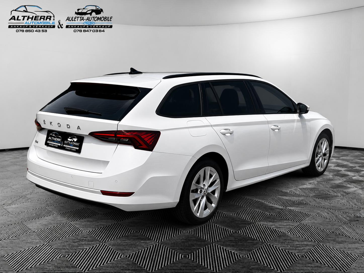 SKODA Octavia Combi 2.0 TDI DSG Ambition-showroom-element-2